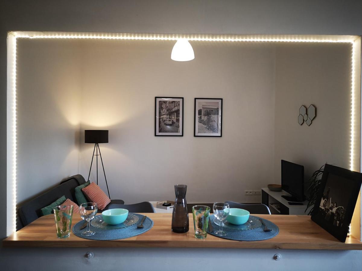 Apartamento Le Petit Cocon De La Poste Gourdon-en-quercy Exterior foto
