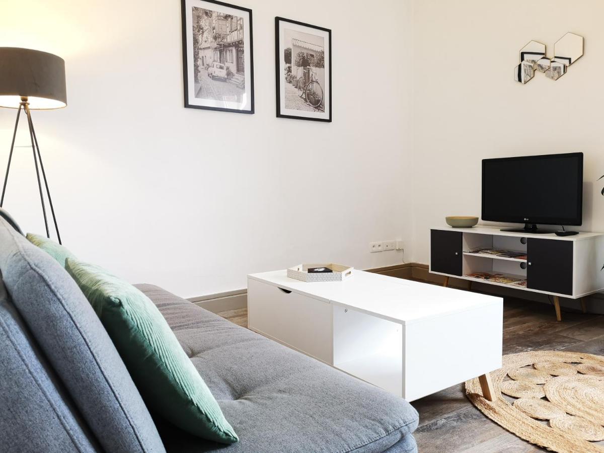 Apartamento Le Petit Cocon De La Poste Gourdon-en-quercy Exterior foto